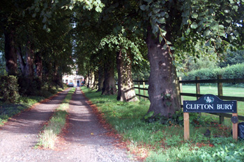 The drive leading to Clifton Bury August 2009